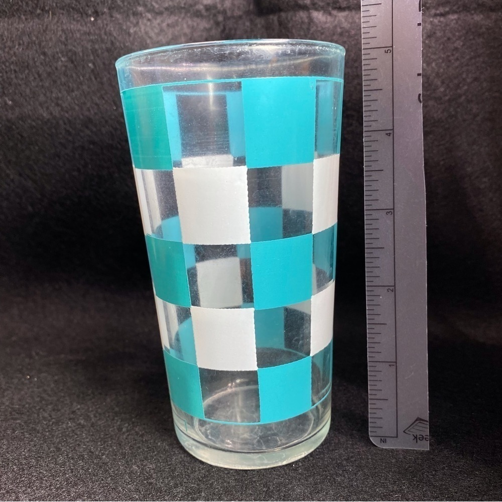 6for$20♥️Cool checkerboard Vintage glass. Just 1 available. - Picture 6 of 6